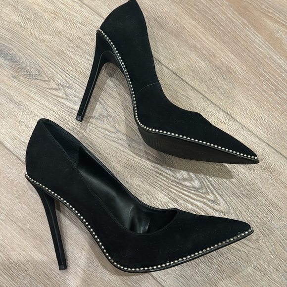 Steve Madden Black Suede heels - Picture 3 of 8